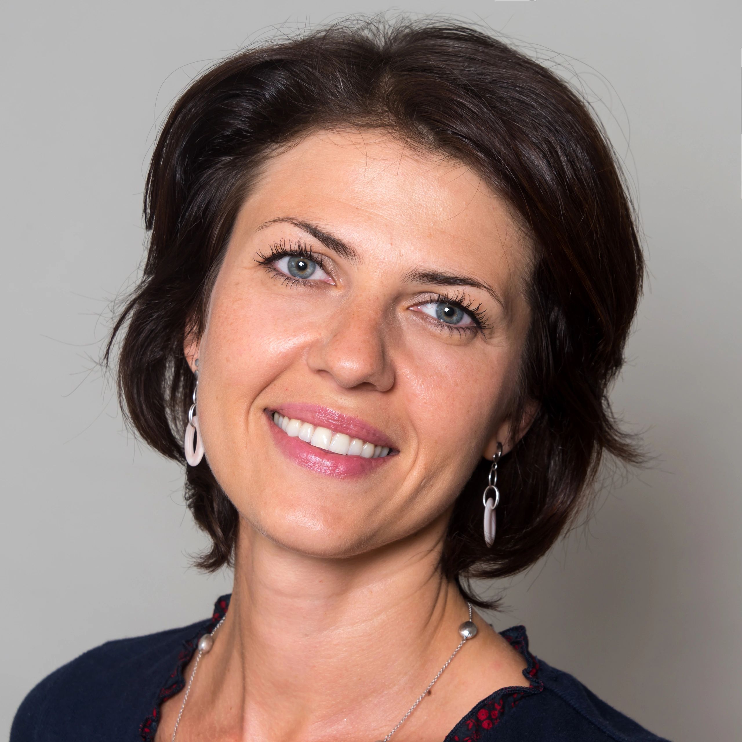 Portrait of residential agent Angela Brooks